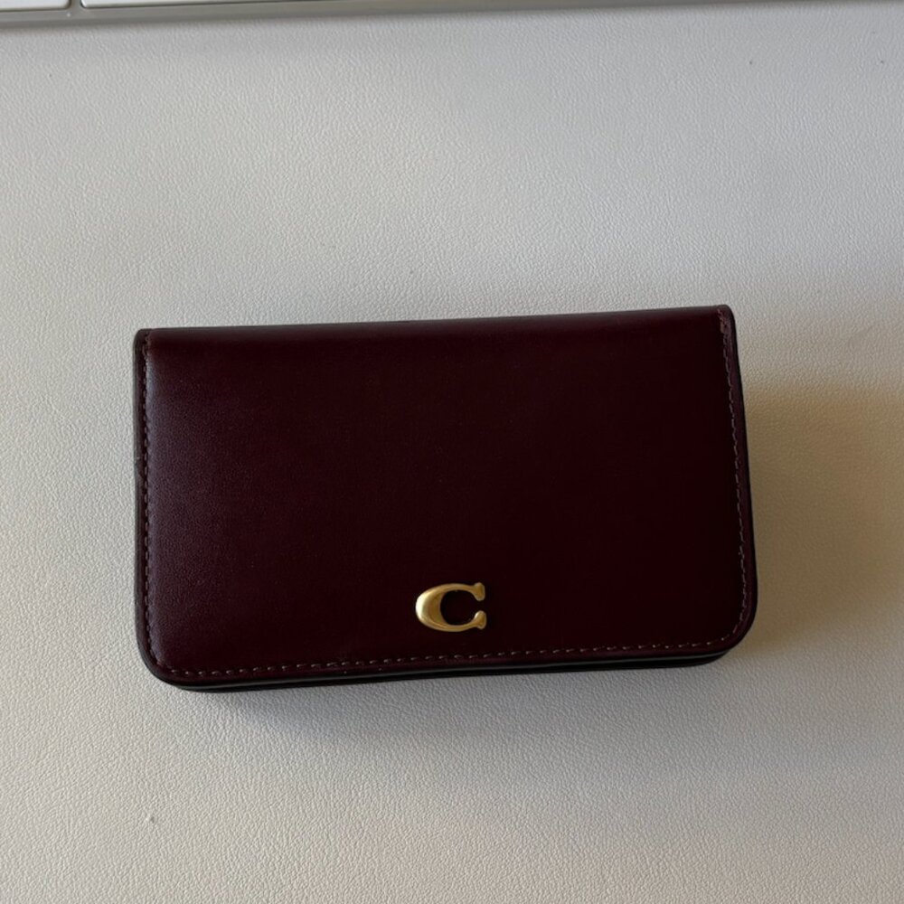 Coach Essential Slim Card Case (Maple Color)